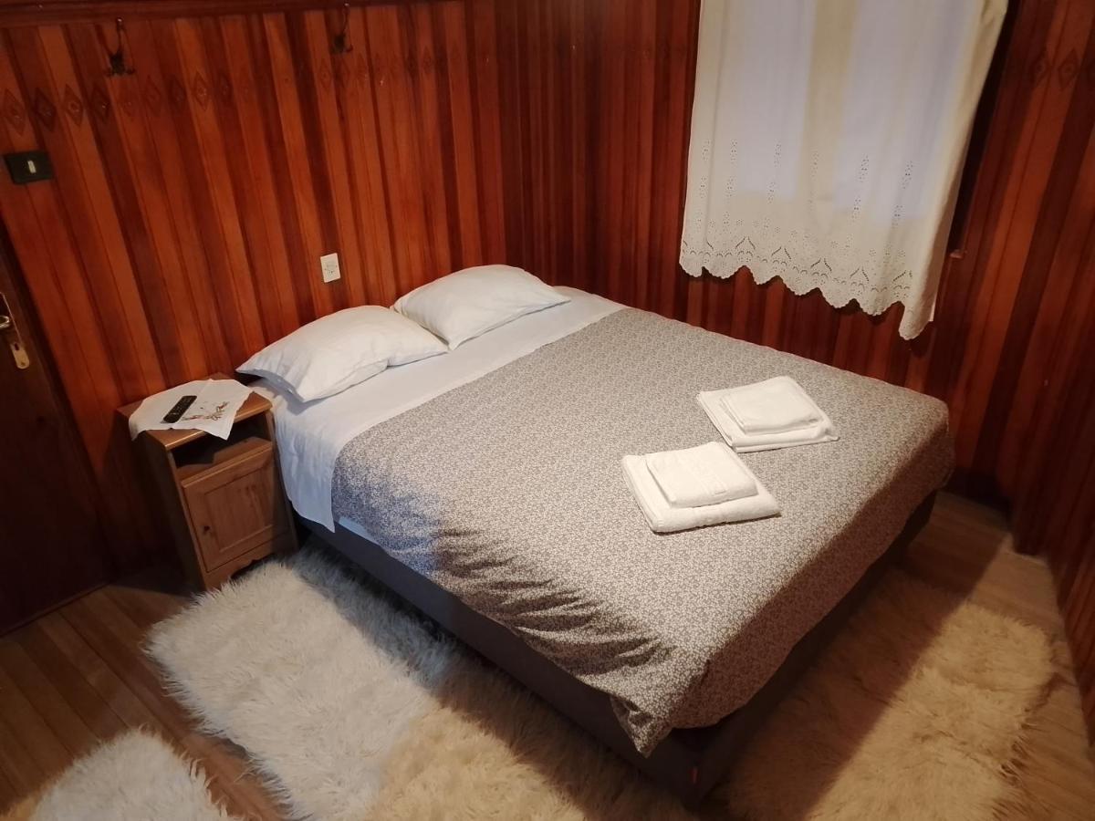 Arka Metsovo Hotel Buitenkant foto